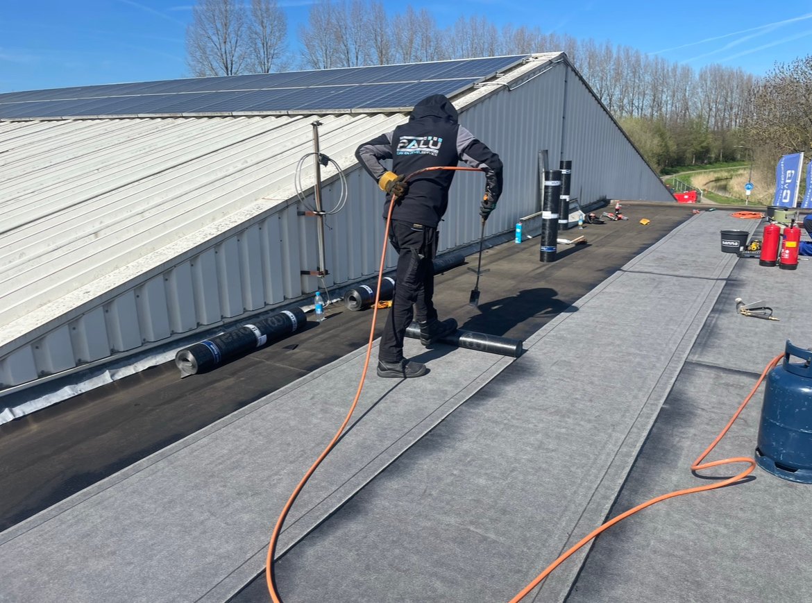 bitumen dak plaatsen Terborg palu dakservice